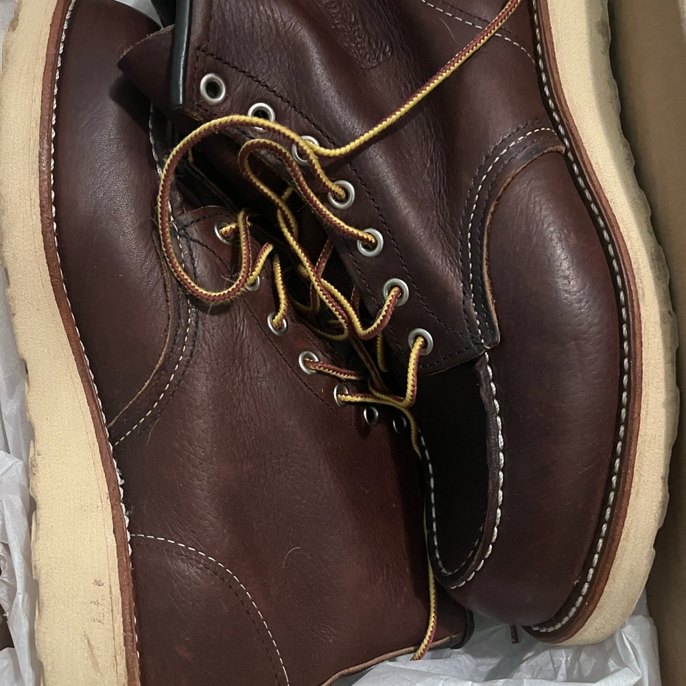 Red Wing Moc Toe size 7.5